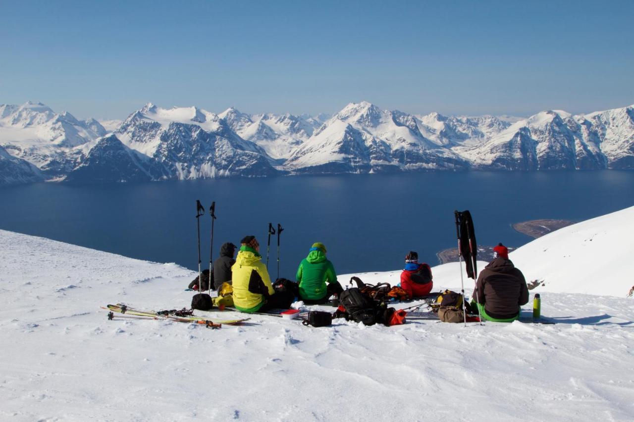 Kjosen Lodge, Lyngen. Lyngseidet Dış mekan fotoğraf