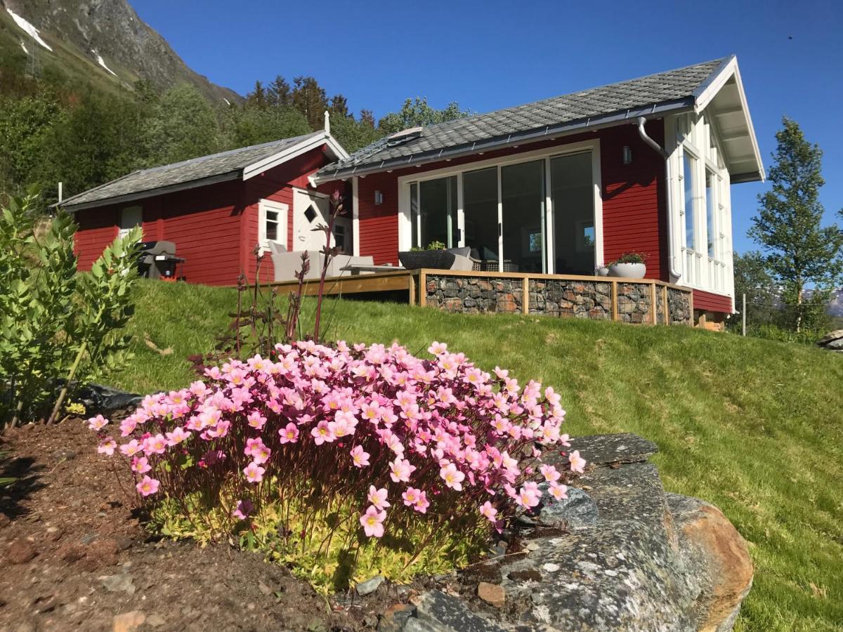 Kjosen Lodge, Lyngen. Lyngseidet Dış mekan fotoğraf